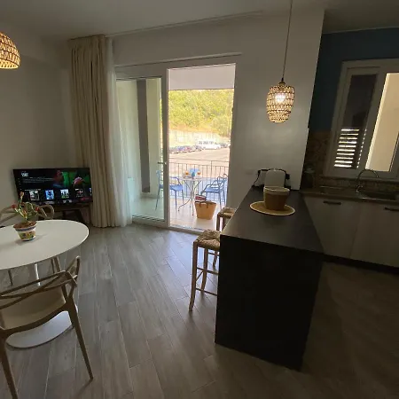 Civuleva! Casa Capo D Orlando Apartment *